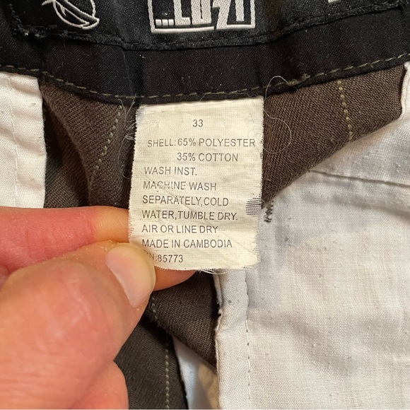 Lost Enterprise Flat Front Casual Short SZ. 33 - Picture 4 of 7